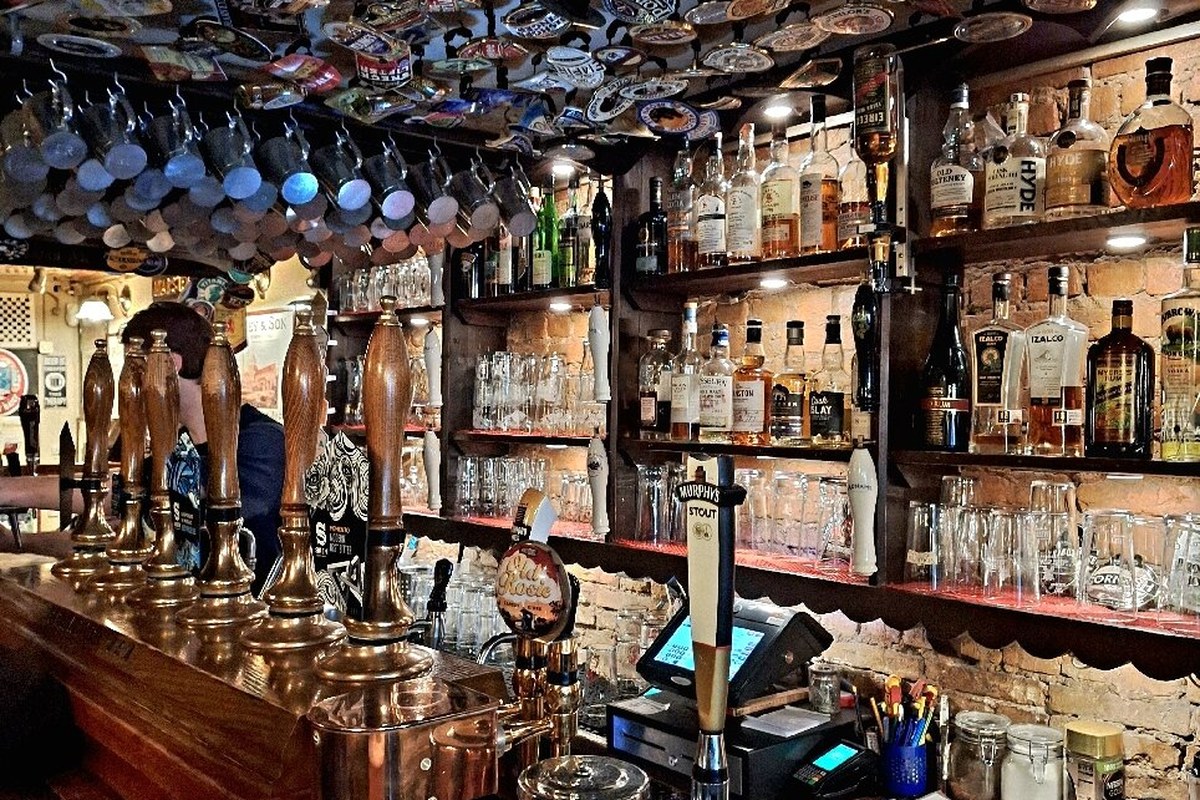 Charlie bar i Posebyen Kristiansand