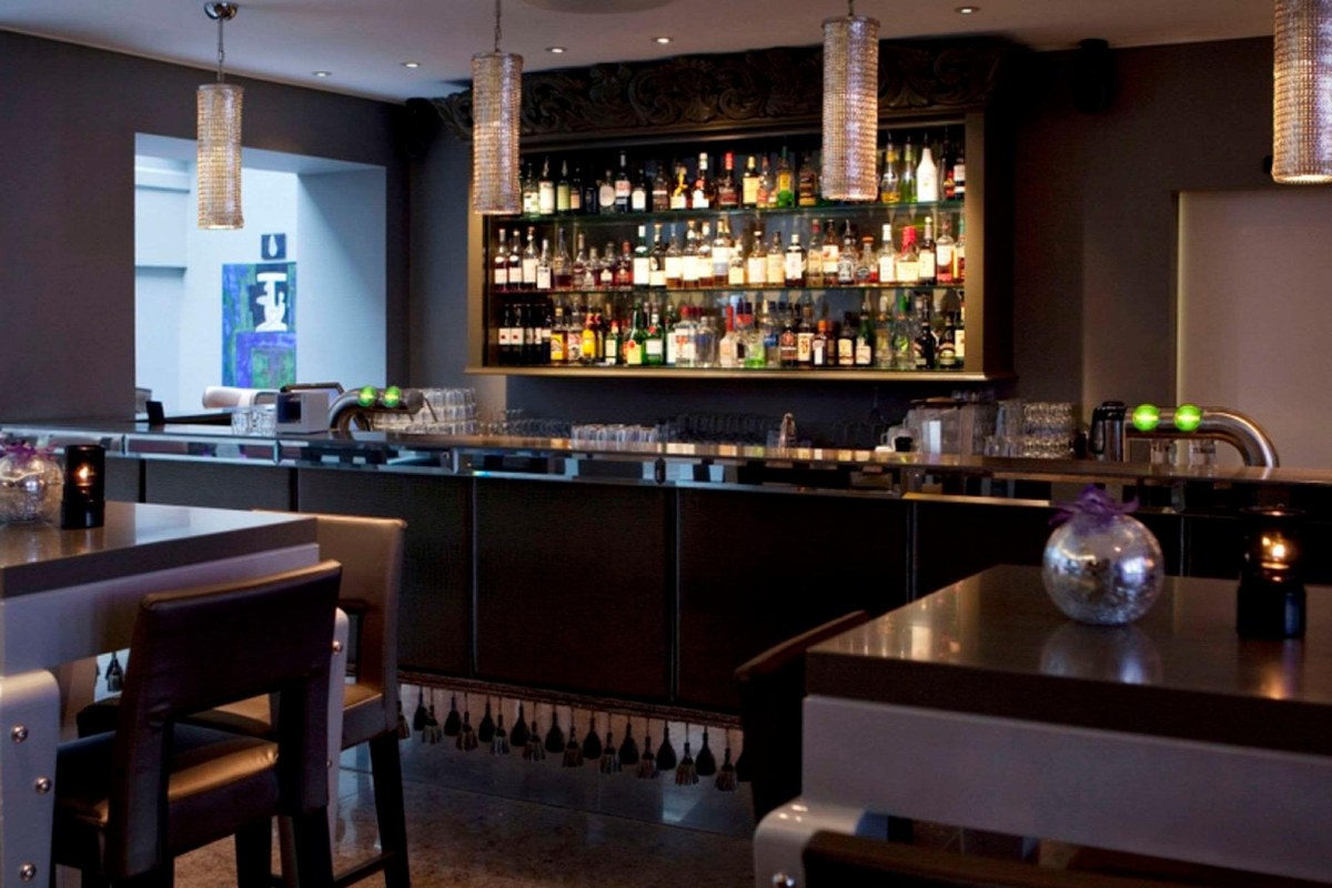 Ernst Hotel Bar i Markens gate Kristiansand